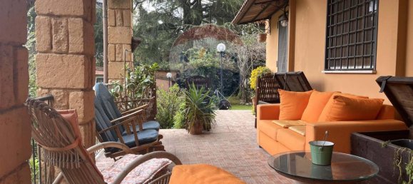 5 rooms Apartment in Rome, Italy No. 136219 30