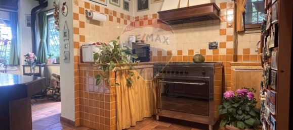 5 rooms Apartment in Rome, Italy No. 136219 18
