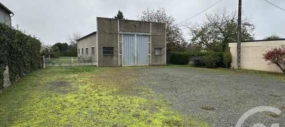 3 bedrooms House in Deols, France No. 213201 22