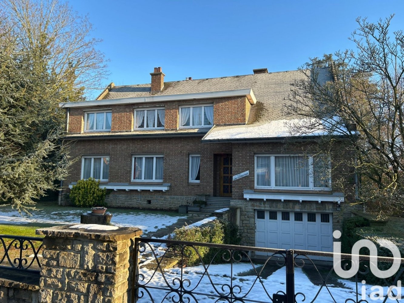 8 bedrooms Villa in Lezennes, France No. 257007