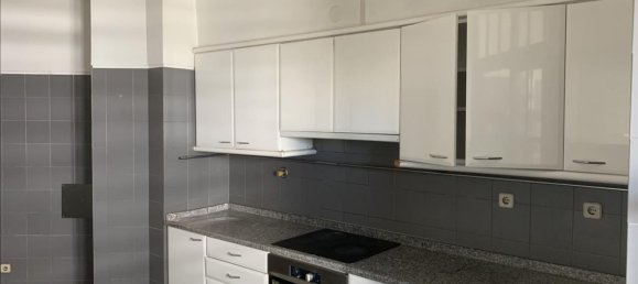 4 bedrooms Apartment in Porto, Portugal No. 79318 16