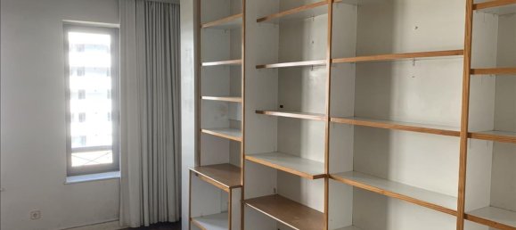 4 bedrooms Apartment in Porto, Portugal No. 79318 4