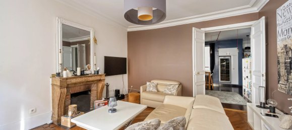 2 bedrooms Apartment in Paris, France No. 188364 6