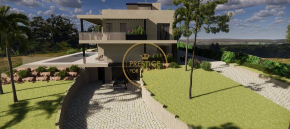 5 Schlafzimmer Grundstück in Loule, Portugal, Nr. 123055 8