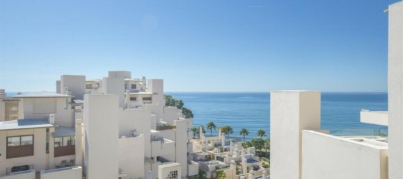 3 bedrooms Penthouse in Estepona, Spain No. 44041 22