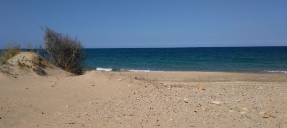 Дом с 3 комнатами в Бриндизи, Италия № 256832 2