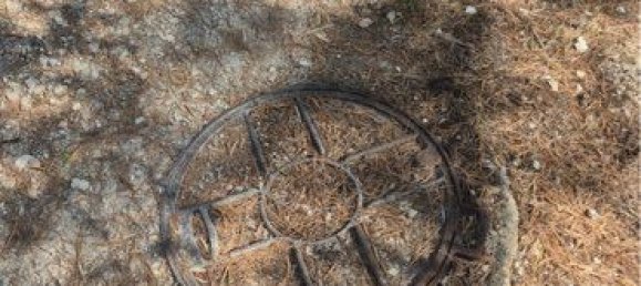 Terrain à Éguilles, France No. 316142 3