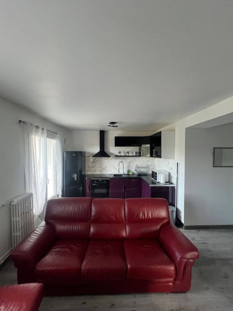 2 bedrooms Apartment in Saint-Etienne, France No. 355567