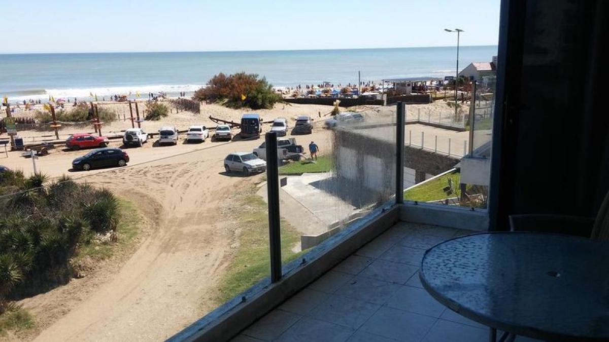 2 bedrooms Apartment in Mar del Plata, Argentina No. 83112