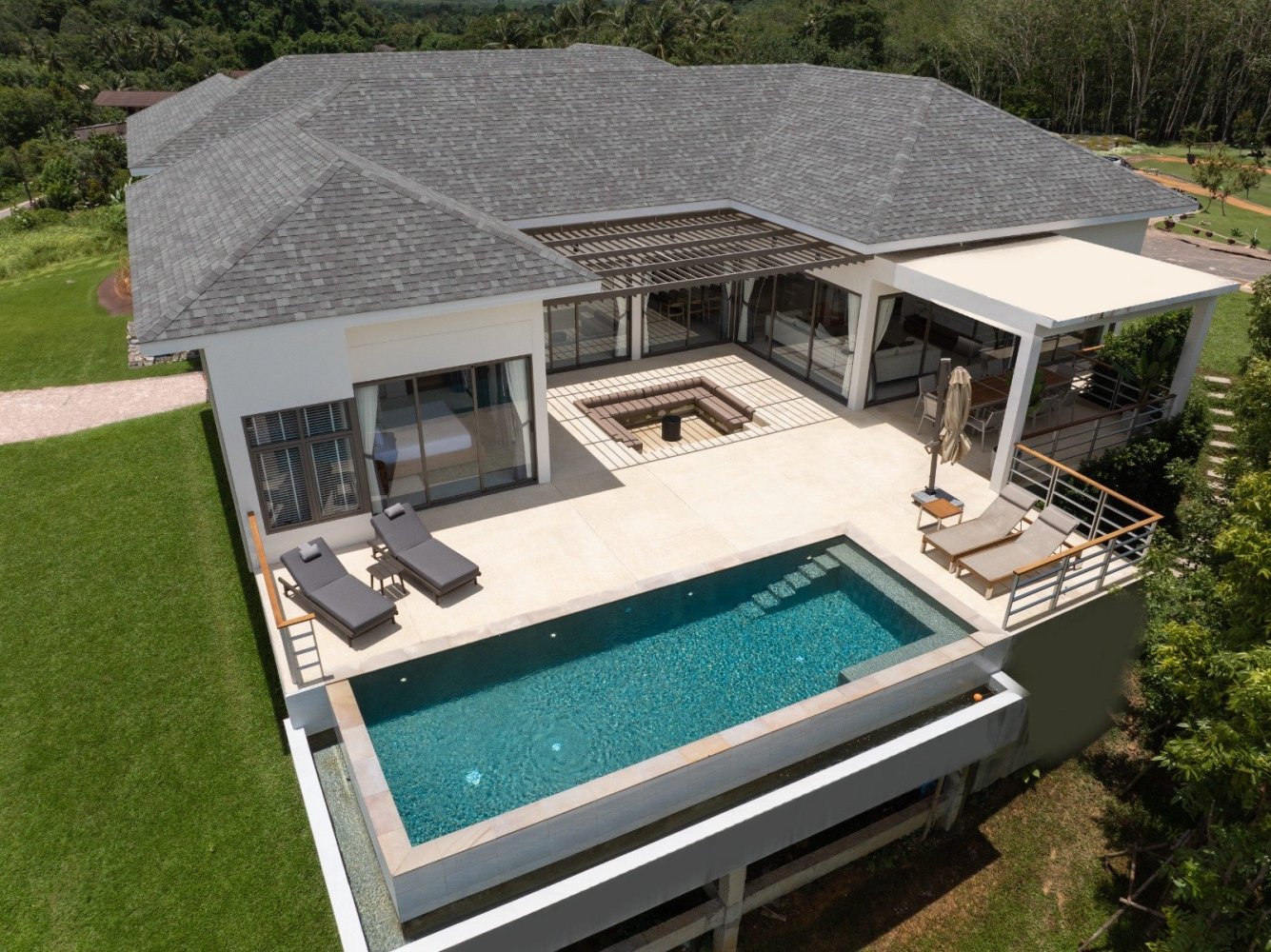 3 bedrooms Villa in Phang Nga, Thailand No. 8922