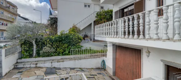 5 غرف نوم منزل في Amadora, Portugal رقم 122921 3