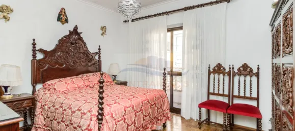 5 غرف نوم منزل في Amadora, Portugal رقم 122921 32