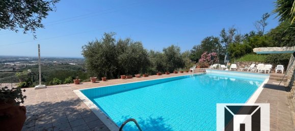 15 bedrooms House in Camaiore, Italy No. 372222 10