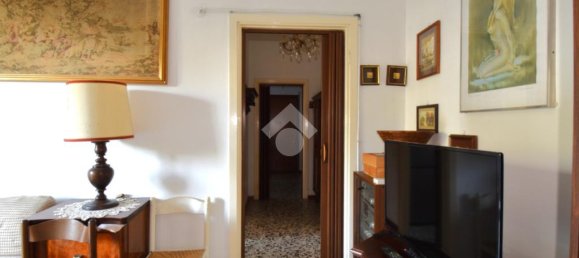 Apartamento de 2 dormitorios en Pioltello, Italy No. 366535 4