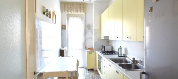 Apartamento de 2 dormitorios en Pioltello, Italy No. 366535 15