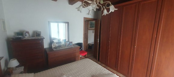 4 rooms Villa in Cisano sul Neva, Italy No. 253917 11