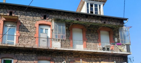 2 rooms Apartment in Firminy, France No. 197258 3