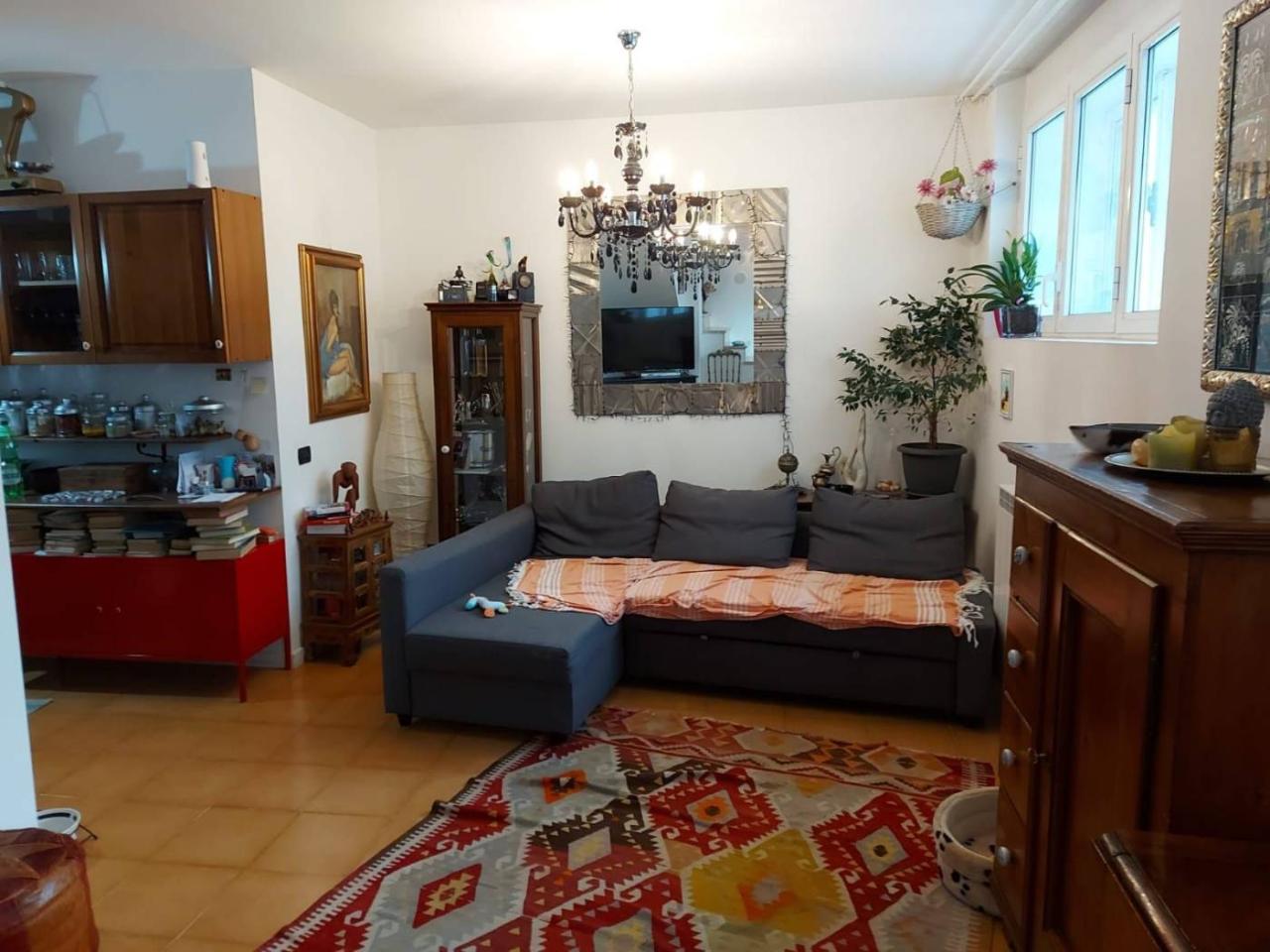 2غرفة شقة في Paderno Dugnano, Italy رقم 37248