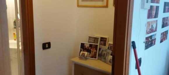 2غرفة شقة في Paderno Dugnano, Italy رقم 37248 16