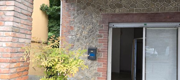 Imóvel comercial de 1 divisão em Monte San Pietro, Italy N.º 223857 20