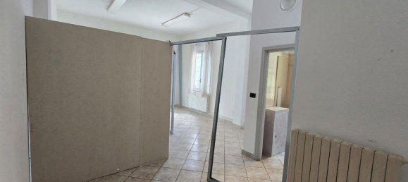 Imóvel comercial de 1 divisão em Monte San Pietro, Italy N.º 223857 15