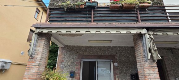 Imóvel comercial de 1 divisão em Monte San Pietro, Italy N.º 223857 2