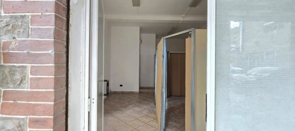 Imóvel comercial de 1 divisão em Monte San Pietro, Italy N.º 223857 4