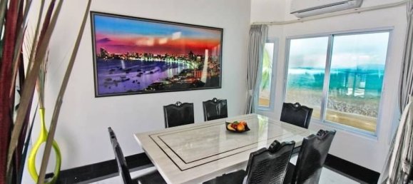 6 bedrooms Villa in Pattaya, Thailand No. 19305 11