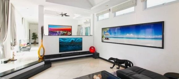 6 bedrooms Villa in Pattaya, Thailand No. 19305 3