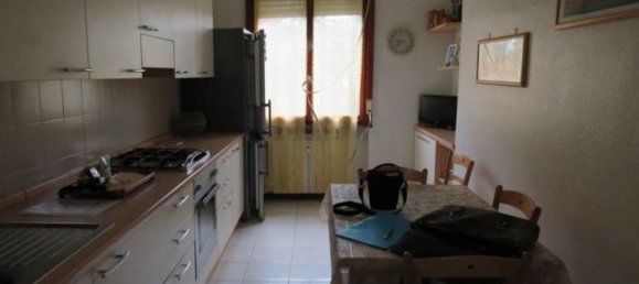 3-salle Appartement à Arese, Italy No. 59925 15