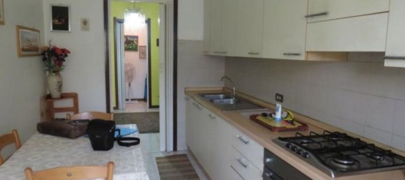 3-salle Appartement à Arese, Italy No. 59925 14