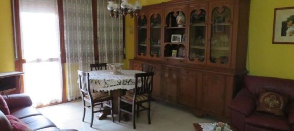 3-salle Appartement à Arese, Italy No. 59925 6