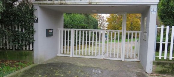 3-salle Appartement à Arese, Italy No. 59925 7