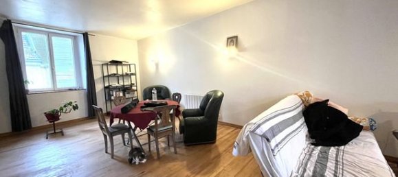 Apartamento de 3 dormitorios en Gray, France No. 305294 10