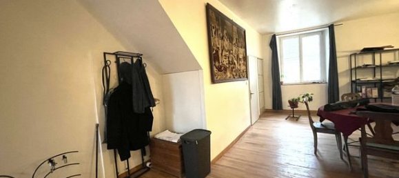 Apartamento de 3 dormitorios en Gray, France No. 305294 9