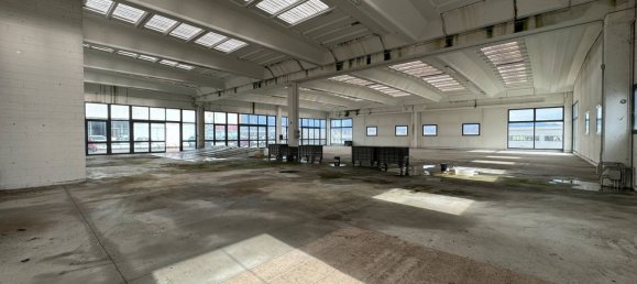 Lagerhaus in Valperga, Italy 834m², Nr. 290703 4