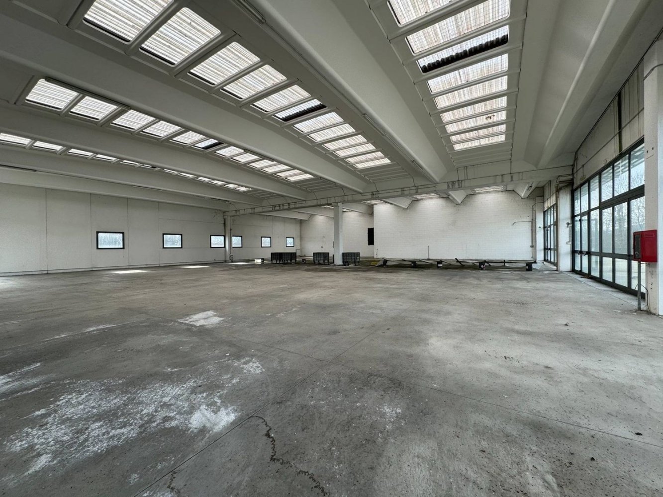 Lagerhaus in Valperga, Italy 834m², Nr. 290703