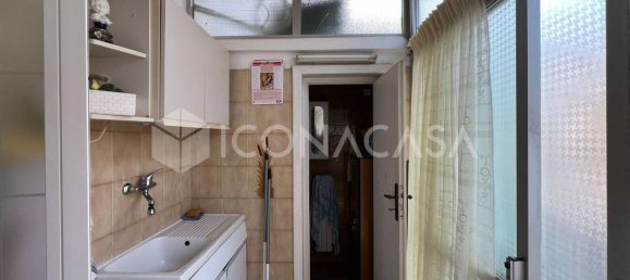 3غرفة شقة في Bari, Italy رقم 24568 8