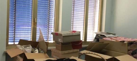 9 rooms Warehouse in Capannori, Italy No. 115719 4