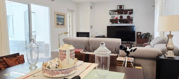 3 bedrooms Townhouse in Velez-Malaga, Spain No. 169044 2