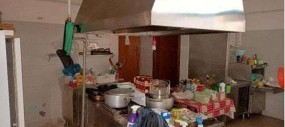 1غرفة عقار تجاري في Casalzuigno, Italy رقم 98900 5