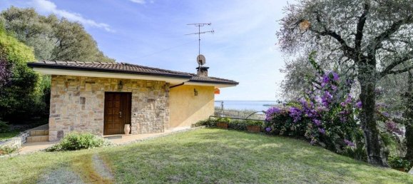 3 Schlafzimmer Villa in Gardone Riviera, Italy, Nr. 8022 9