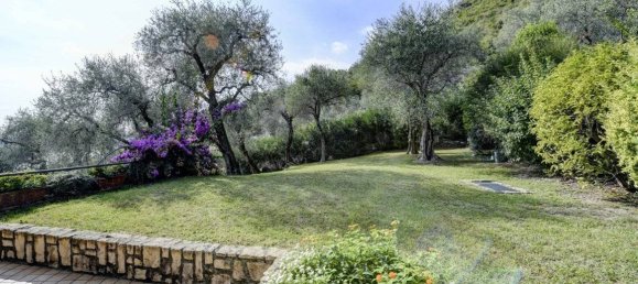 3 Schlafzimmer Villa in Gardone Riviera, Italy, Nr. 8022 6