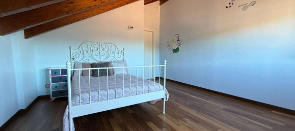 2 Schlafzimmer Penthouse in Como, Italy, Nr. 320771 20