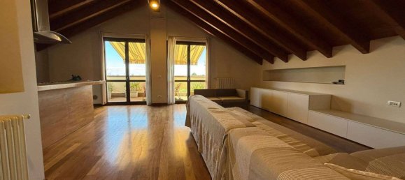 2 Schlafzimmer Penthouse in Como, Italy, Nr. 320771 15