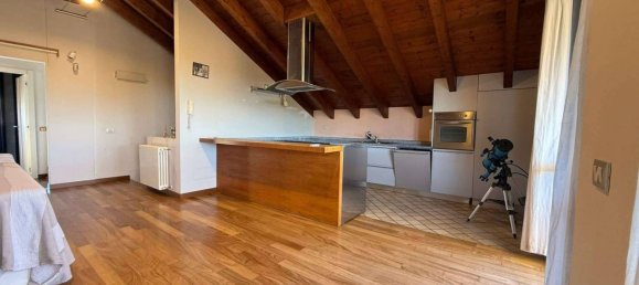 2 Schlafzimmer Penthouse in Como, Italy, Nr. 320771 10
