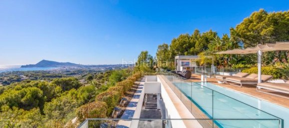 3 bedrooms Villa in Altea, Spain No. 44909 2