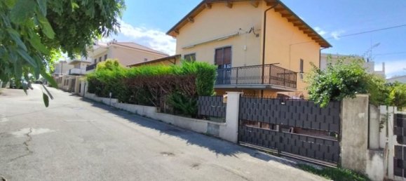 12 bedrooms Villa in Pescara, Italy No. 344287 5