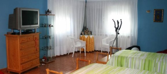 4 bedrooms House in Chartered Community of Navarre, Spain No. 125403 9