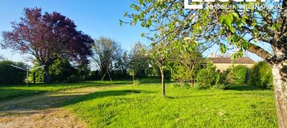 3 bedrooms House in Vendee, France No. 339223 2